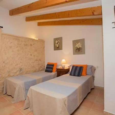Alojamento de Turismo Rural Es Pla De Llodrá *